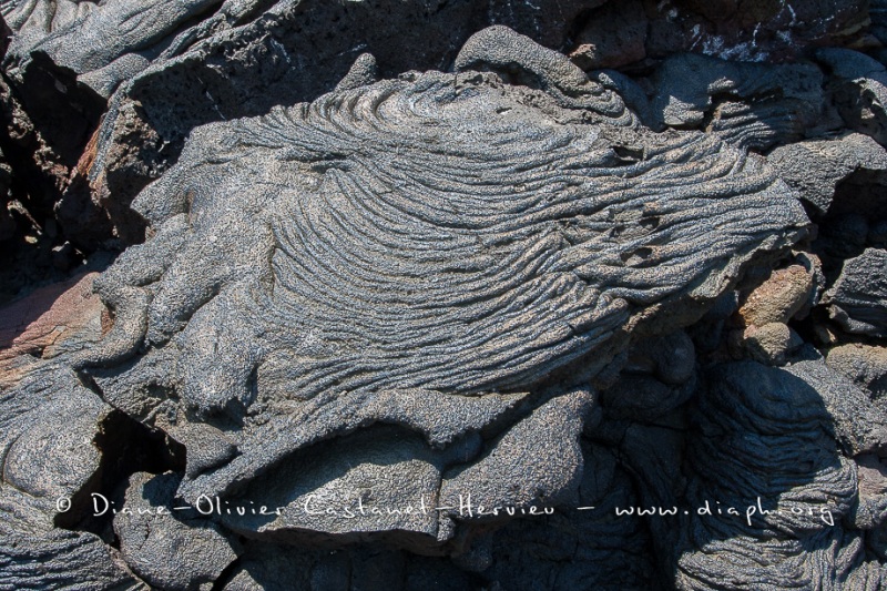 Coulées de lave, île de Santiago, Bahia Sullivan - îles Galapagos